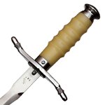 DDR Army Doctor's Dagger - 1.4.jpg